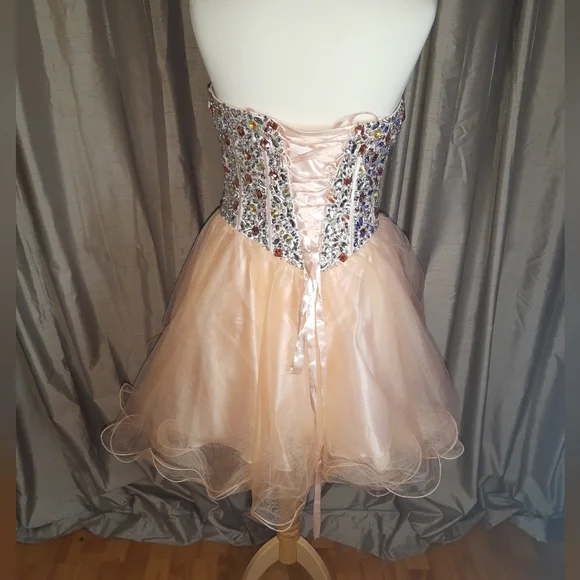 Bejeweled peach sweetheart short full skirt prom / party dress Goya London 10-12 - Picture 11 of 16
